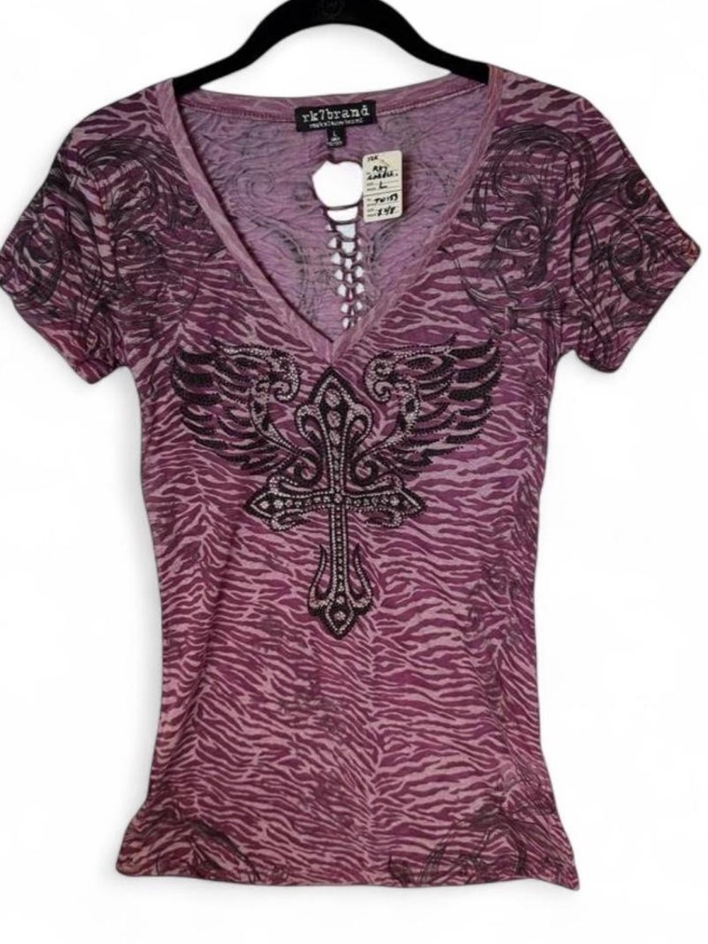 Y2K RK7 Plum Zebra-Print V-Neck Tee with Embellished Cross Motif L
